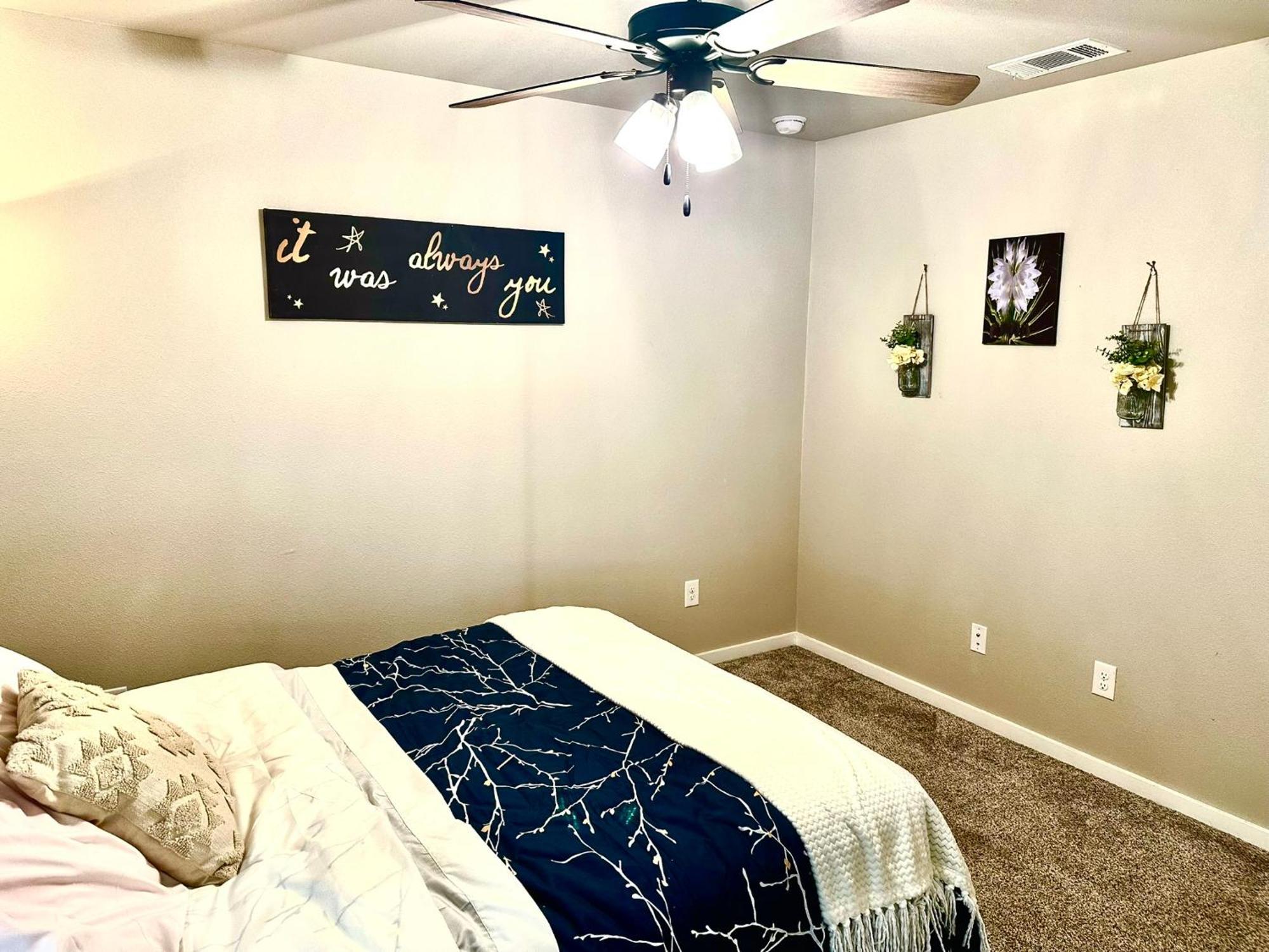 3Bed/2Bath Cozy Spacious Place Lubbock Exterior photo