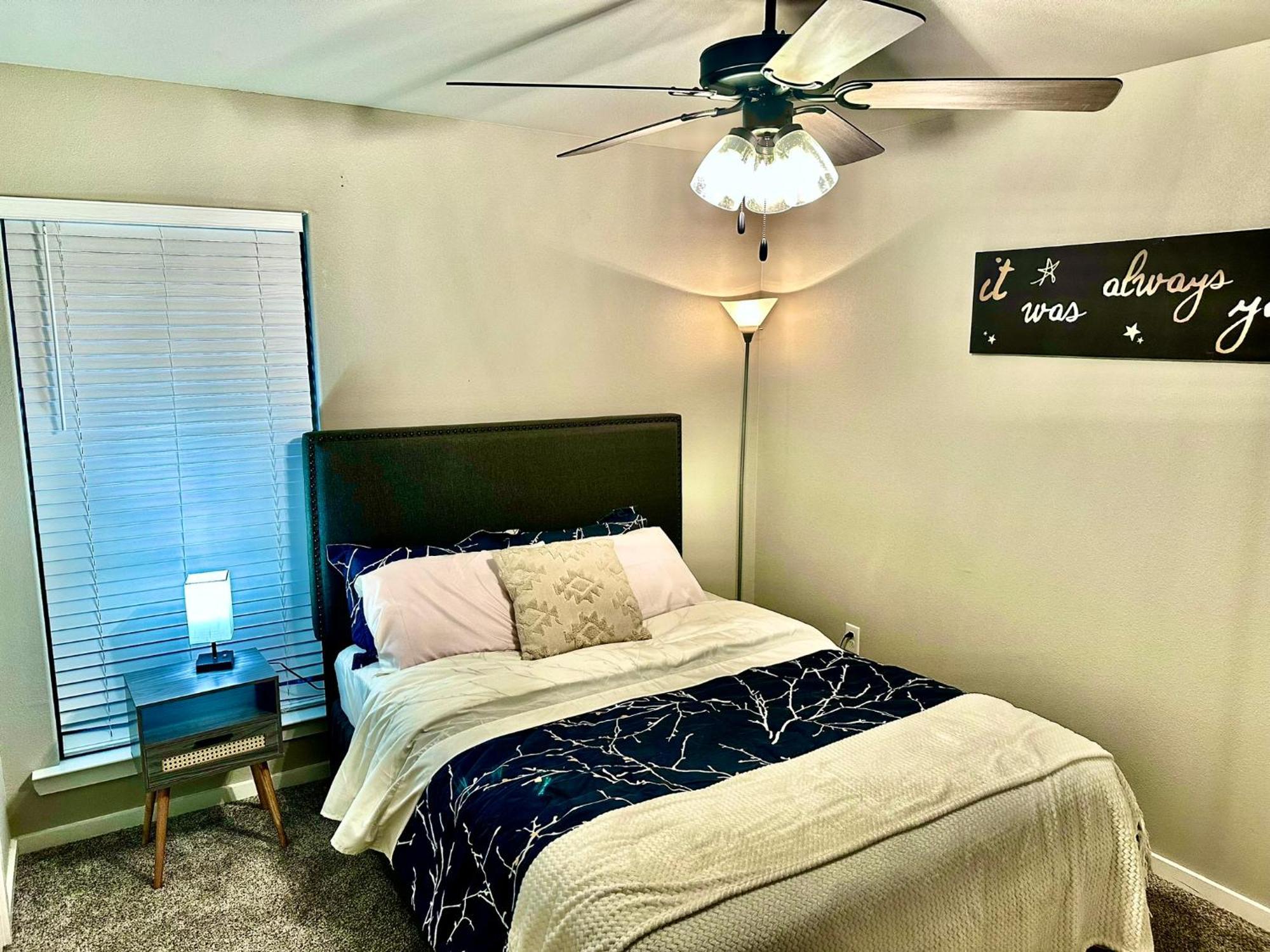 3Bed/2Bath Cozy Spacious Place Lubbock Exterior photo